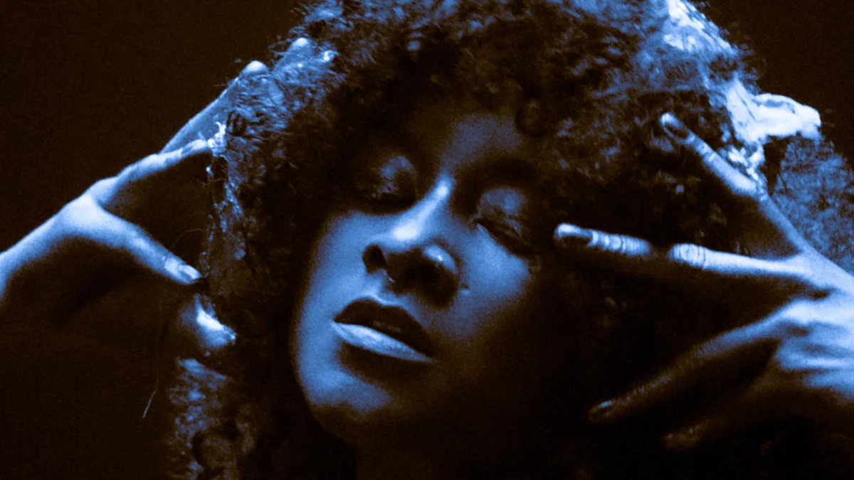 UCHE YARA - BODYSCANNER Tour 26
